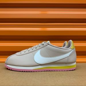 Nike Classic Cortez Leather Women’s Shoes